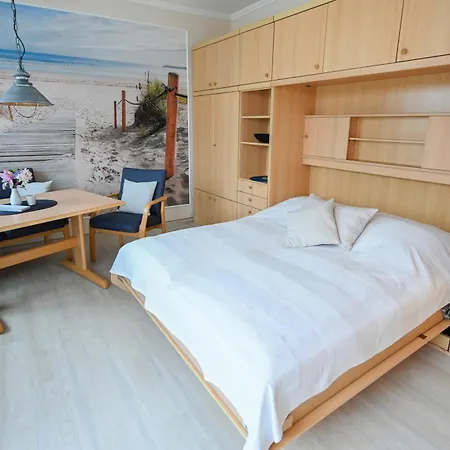 Zur Schoenen Aussicht - Fw 11 *